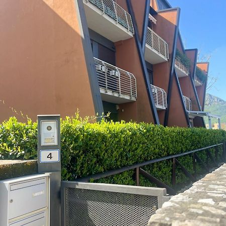 B&B Resilienza - Camera Privata Con Bagno Lecco Exteriör bild