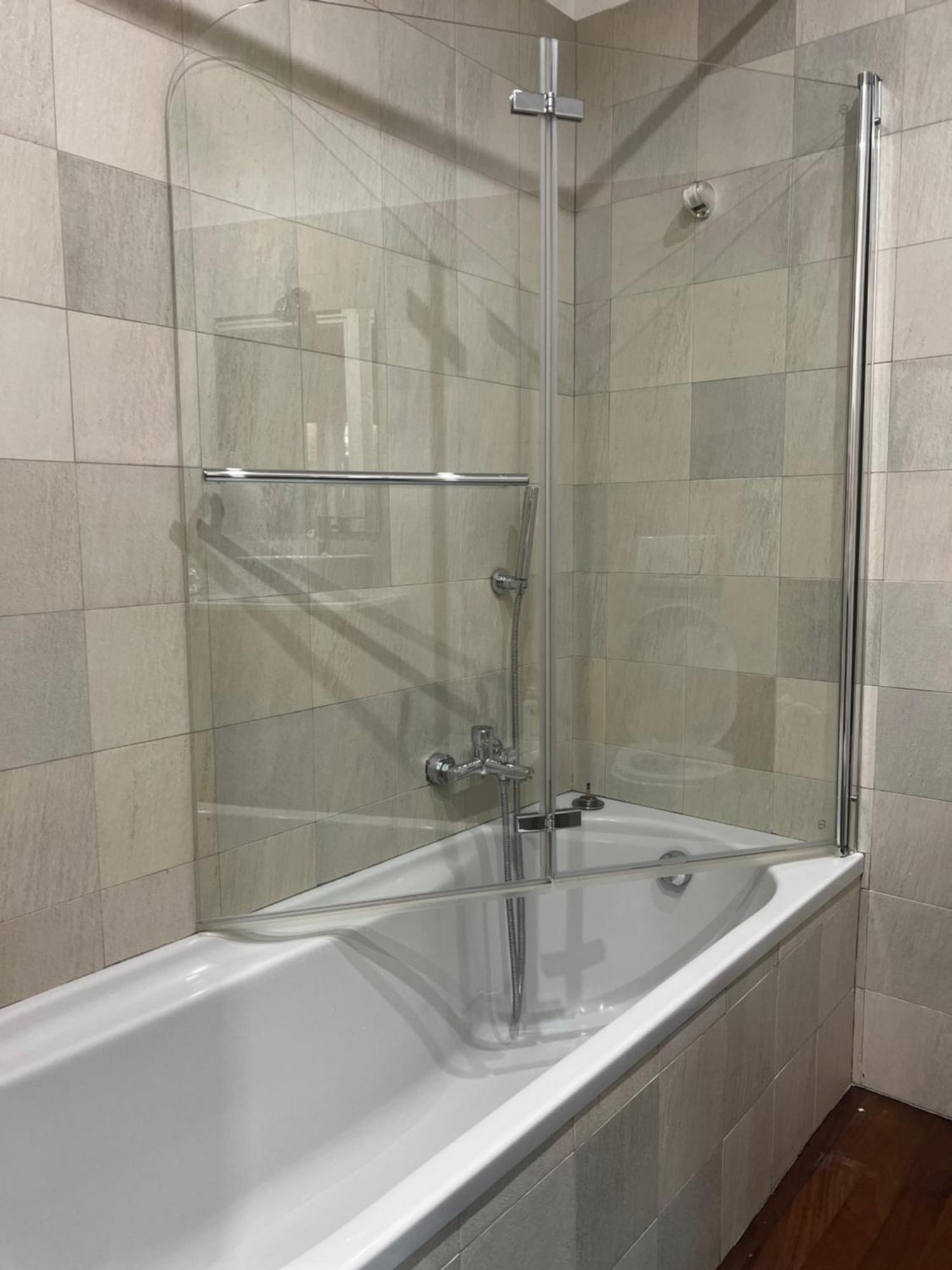 B&B Resilienza - Camera Privata Con Bagno Lecco Exteriör bild